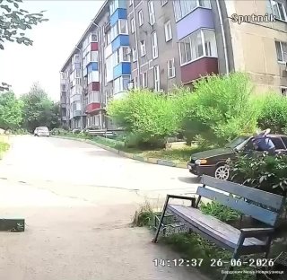 В Новокузнецке водитель без прав устроил ДТП и сбежал